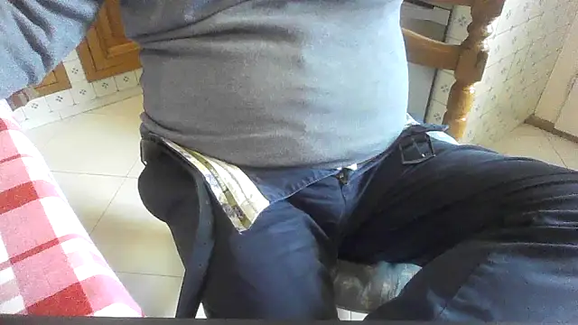 Snapshot of polloiw chatting on 14, 10, 2025 polloiw online show from 14, 10, 2025