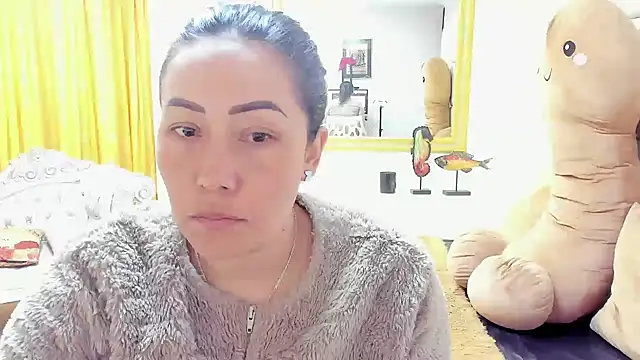 Snapshot of gaby_trent chatting on 3, 1, 2025 gaby trent online show from 3, 1, 2025