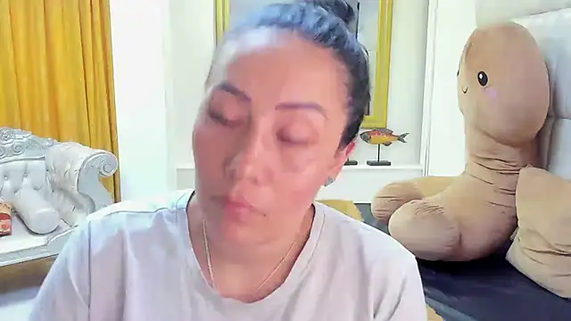 Snapshot of gaby_trent chatting on 9, 1, 2025 gaby trent online show from 9, 1, 2025