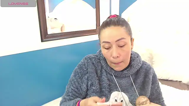 Snapshot of gaby_trent chatting on 17, 2, 2025 gaby trent online show from 17, 2, 2025