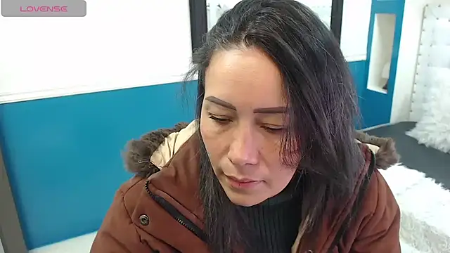 Snapshot of gaby_trent chatting on 20, 2, 2025 gaby trent online show from 20, 2, 2025