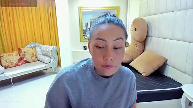 Snapshot of gaby_trent chatting on 20, 3, 2025 gaby trent online show from 20, 3, 2025