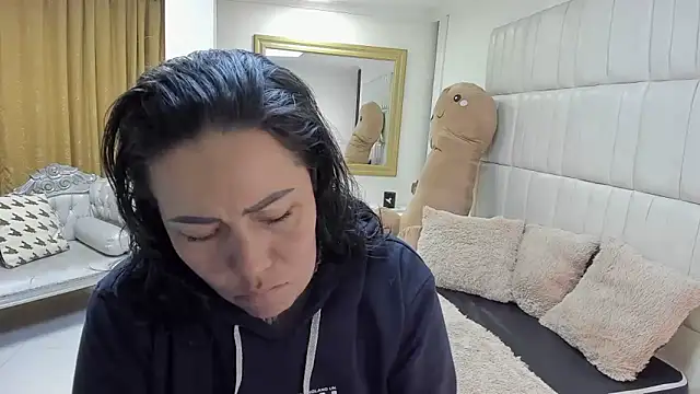 gaby trent online show from 17, 12, 2025