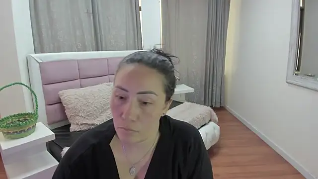 gaby trent online show from 16, 5, 2026