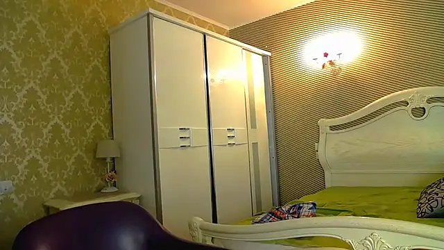 Snapshot of Evelyn_Shy chatting on 28, 2, 2025 Evelyn Shy online show from 28, 2, 2025