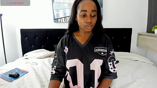 Snapshot of cristaaalclocks1 chatting on 11, 7, 2026 cristaaalclocks1 online show from 11, 7, 2026