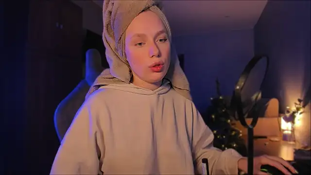 Rachel Ro online show from 27, 12, 2024