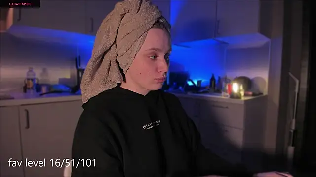 Rachel Ro online show from 28, 9, 2025