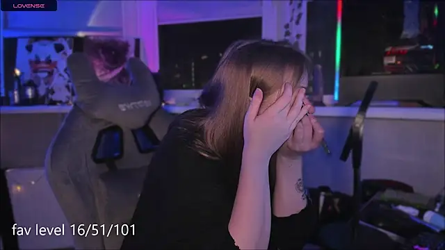 Rachel Ro online show from 25, 10, 2025