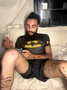 Snapshot of Av0caT chatting on 13, 10, 2025 Av0caT online show from 13, 10, 2025