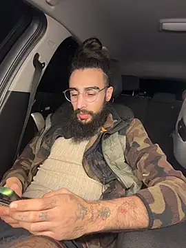 Snapshot of Av0caT chatting on 14, 12, 2025 Av0caT online show from 14, 12, 2025