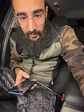 Snapshot of Av0caT chatting on 20, 12, 2025 Av0caT online show from 20, 12, 2025