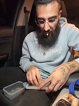 Snapshot of Av0caT chatting on 21, 12, 2025 Av0caT online show from 21, 12, 2025