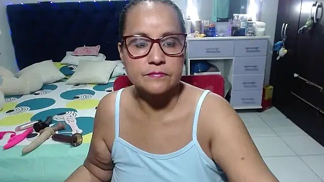 pervert mommy  online show from 27, 2, 2026