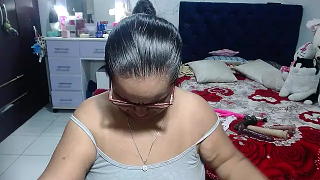 pervert mommy  online show from 16, 6, 2026