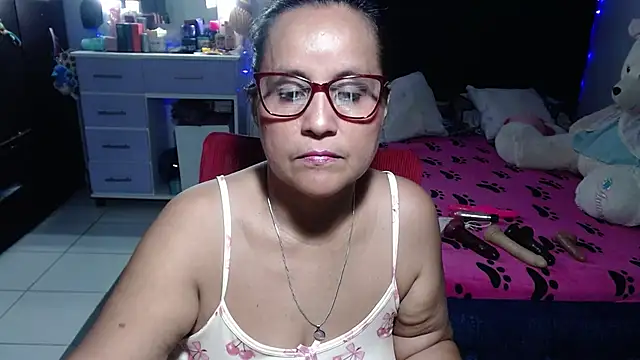 pervert mommy  online show from 4, 7, 2026