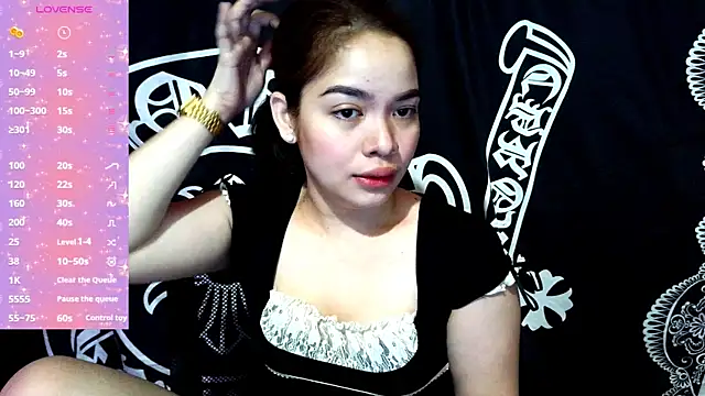  preciousmoira  online show from 13, 5, 2026