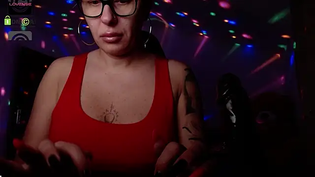 Snapshot of SonyaDevon chatting on 24, 9, 2025 SonyaDevon online show from 24, 9, 2025