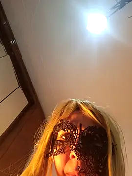 Snapshot of LAURAFOCOSA chatting on 15, 2, 2025 LAURAFOCOSA online show from 15, 2, 2025