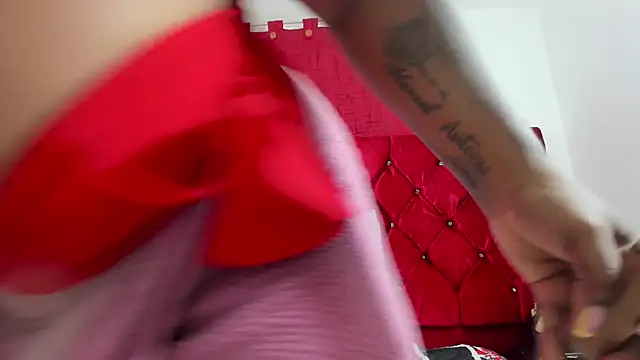 Snapshot of harleyevaans chatting on 27, 2, 2025 harleyevaans online show from 27, 2, 2025