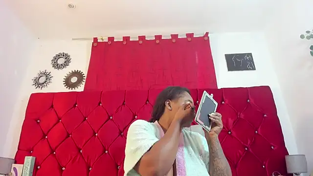 Snapshot of harleyevaans chatting on 13, 3, 2025 harleyevaans online show from 13, 3, 2025