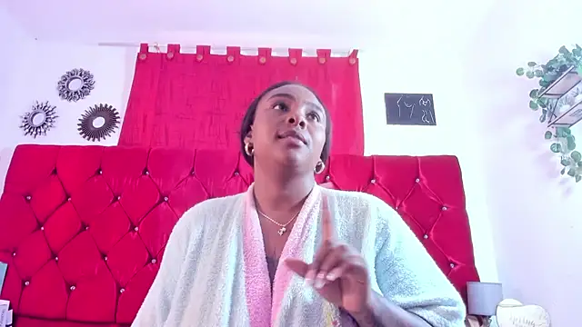 Snapshot of harleyevaans chatting on 1, 10, 2025 harleyevaans online show from 1, 10, 2025