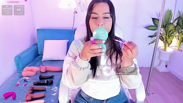 Snapshot of Pamela_roberts chatting on 19, 12, 2024 Pamela roberts online show from 19, 12, 2024