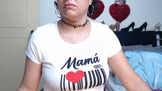 Snapshot of GlendaStarx chatting on 21, 2, 2025 GlendaStarx online show from 21, 2, 2025