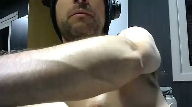 Snapshot of gauchors20 chatting on 29, 12, 2024 gauchors20 online show from 29, 12, 2024