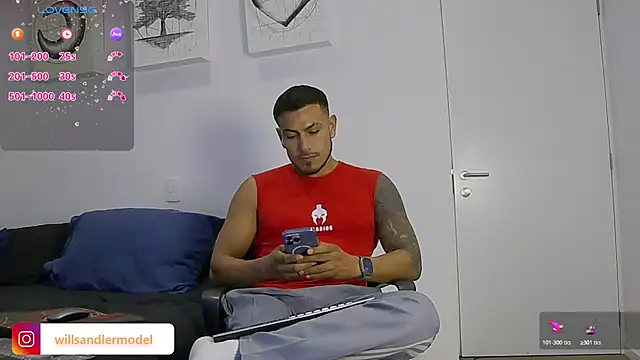 Snapshot of WillSandler chatting on 17, 12, 2025 WillSandler online show from 17, 12, 2025