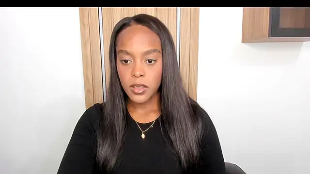 Snapshot of Emma_jonness chatting on 8, 6, 2026 Emma jonness online show from 8, 6, 2026