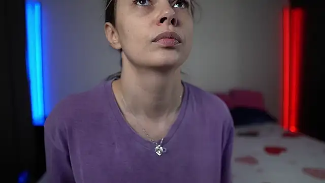 TiffanyPierce online show from 27, 2, 2025