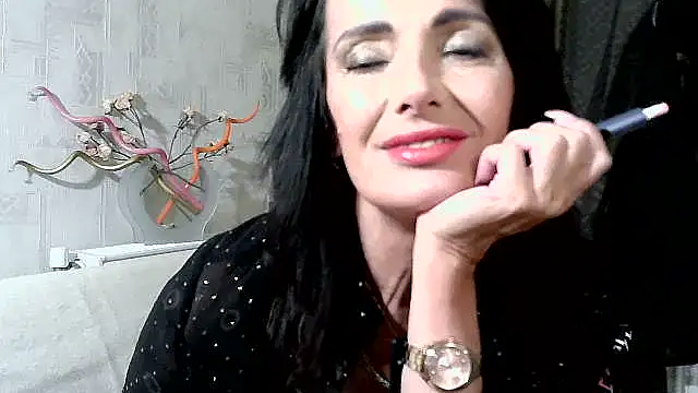 Snapshot of DreamMarianna chatting on 9, 10, 2025 DreamMarianna online show from 9, 10, 2025