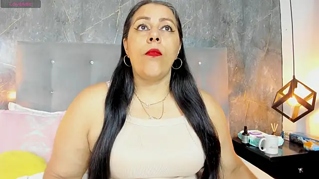 Snapshot of SexxyPamela chatting on 28, 11, 2025 SexxyPamela online show from 28, 11, 2025