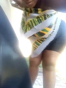 Choco-Coco10 online show from 24, 10, 2025