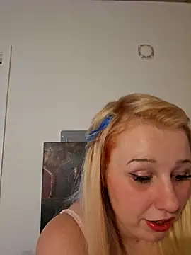 Snapshot of NikiFm chatting on 7, 1, 2026 NikiFm online show from 7, 1, 2026