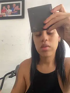 AlondraDiossa03 online show from 20, 2, 2025