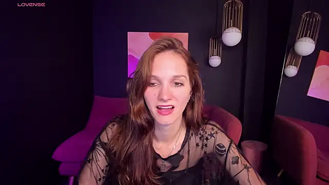 Snapshot of MirandaGlow chatting on 20, 12, 2024 MirandaGlow online show from 20, 12, 2024