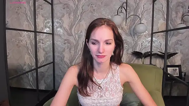 Snapshot of MirandaGlow chatting on 6, 2, 2025 MirandaGlow online show from 6, 2, 2025