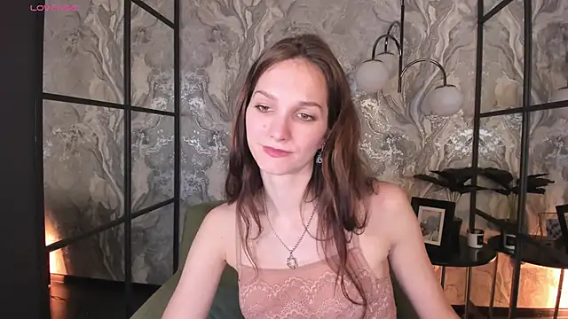 Snapshot of MirandaGlow chatting on 17, 3, 2025 MirandaGlow online show from 17, 3, 2025