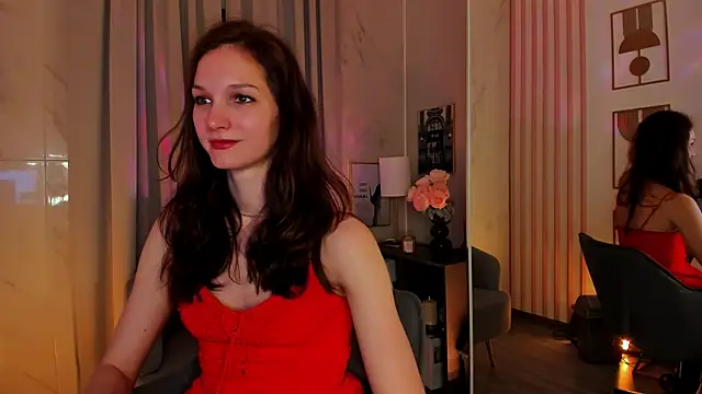 Snapshot of MirandaGlow chatting on 16, 5, 2026 MirandaGlow online show from 16, 5, 2026