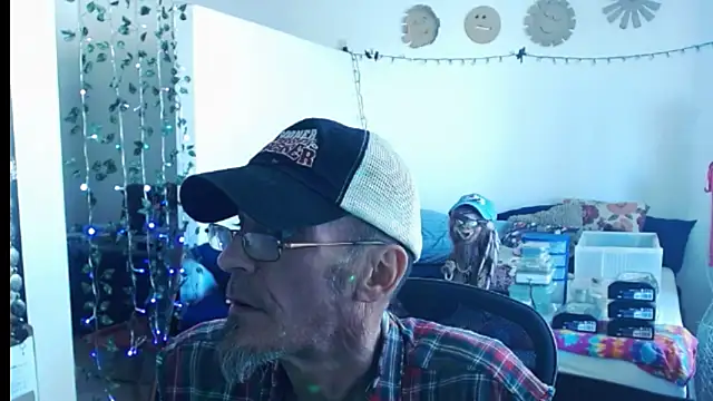 Snapshot of mycock2474u chatting on 1, 3, 2025 mycock2474u online show from 1, 3, 2025