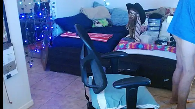 Snapshot of mycock2474u chatting on 3, 3, 2025 mycock2474u online show from 3, 3, 2025