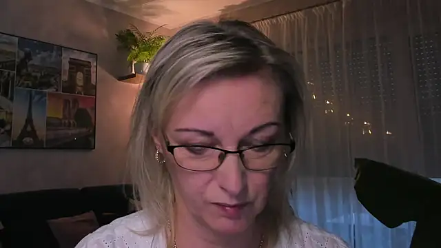 vanessa chat online show from 11, 12, 2024