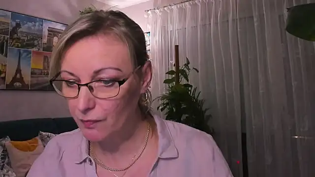 vanessa chat online show from 5, 2, 2025