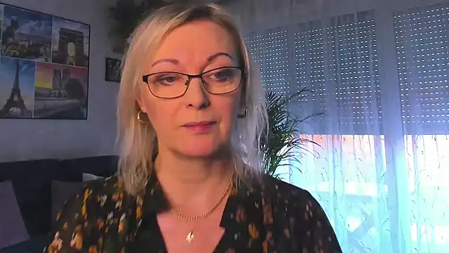 vanessa chat online show from 1, 2, 2026