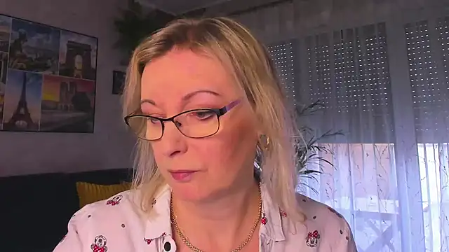 vanessa chat online show from 17, 2, 2026