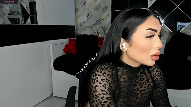 Snapshot of mistress_meryem chatting on 11, 3, 2025 mistress meryem online show from 11, 3, 2025