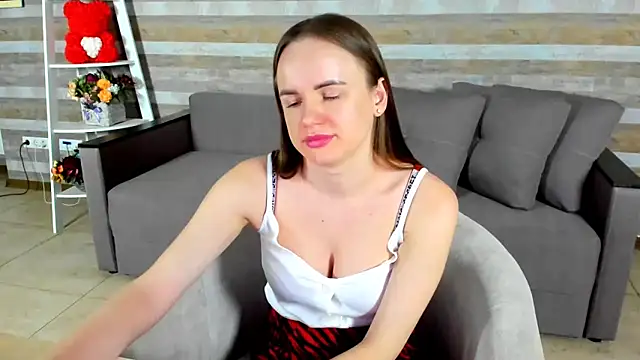 Snapshot of SusanSmit chatting on 21, 2, 2025 SusanSmit online show from 21, 2, 2025