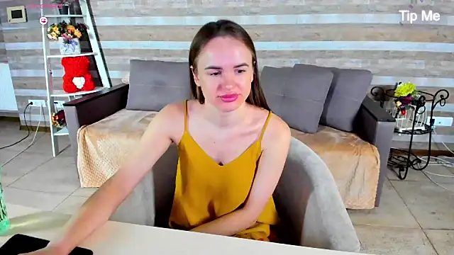 Snapshot of SusanSmit chatting on 17, 10, 2025 SusanSmit online show from 17, 10, 2025